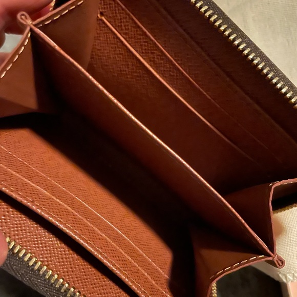 Louis Vuitton Zippy Coin Purse Wallet Authentic NWT - Picture 4 of 8